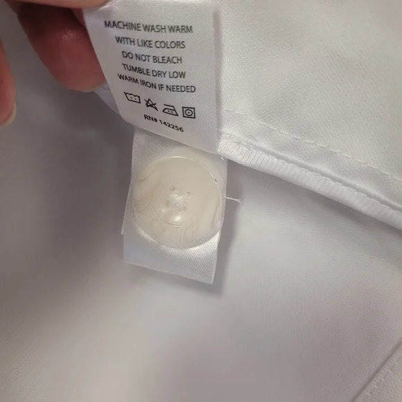 FIGS Lab Coat - Picture 14 of 15